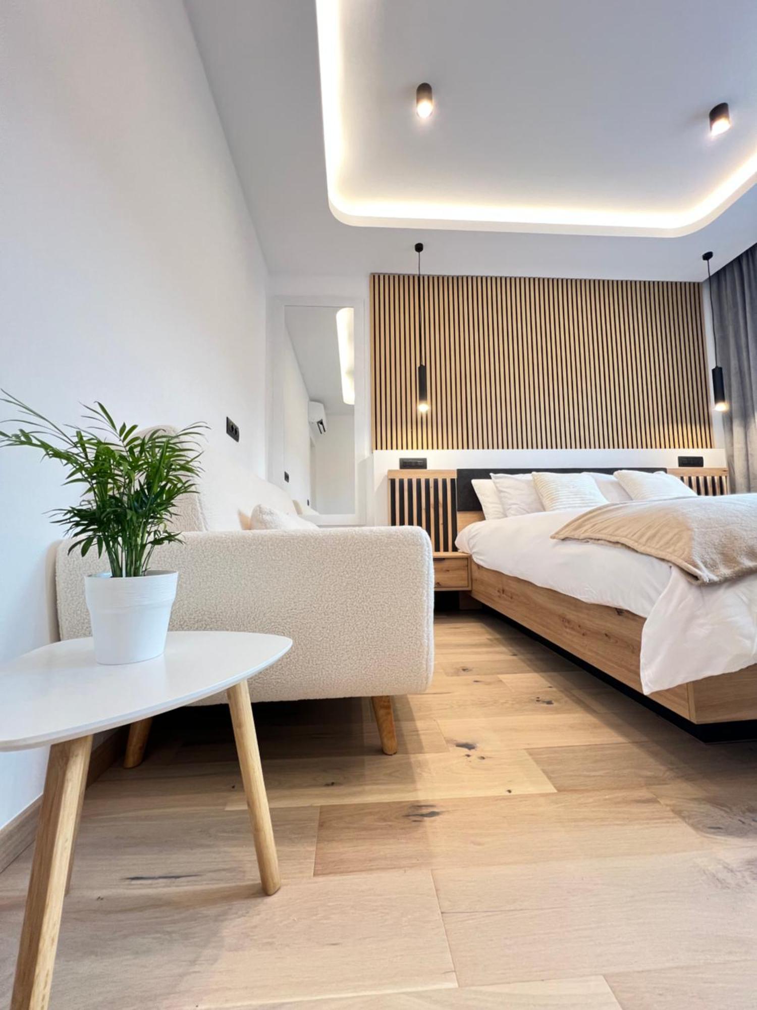 Milan Boutique Villa パデルノ・ドゥニャーノ エクステリア 写真